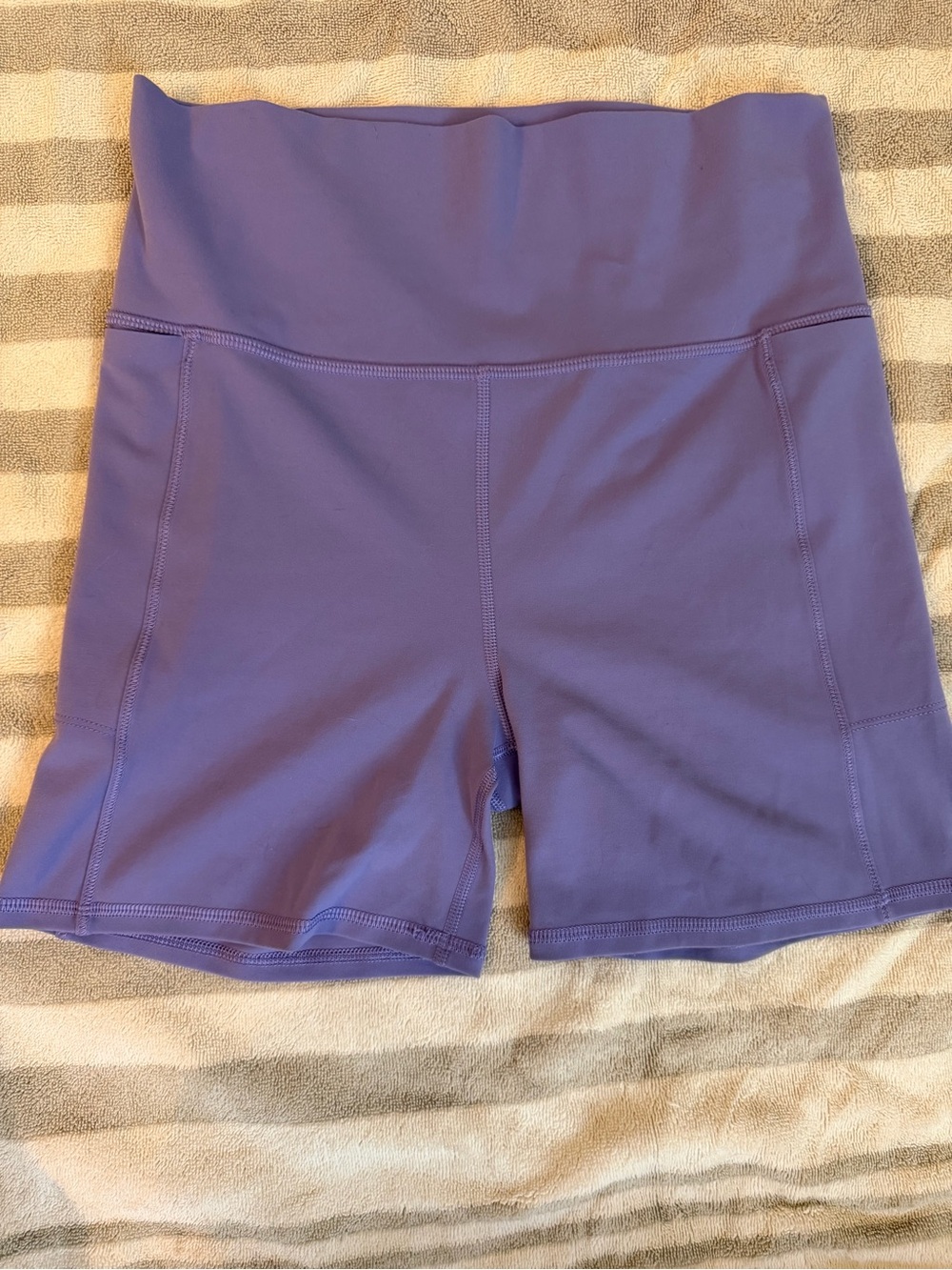 Vuori High-Rise Daily Pocket Short - Periwinkle Purple, Medium